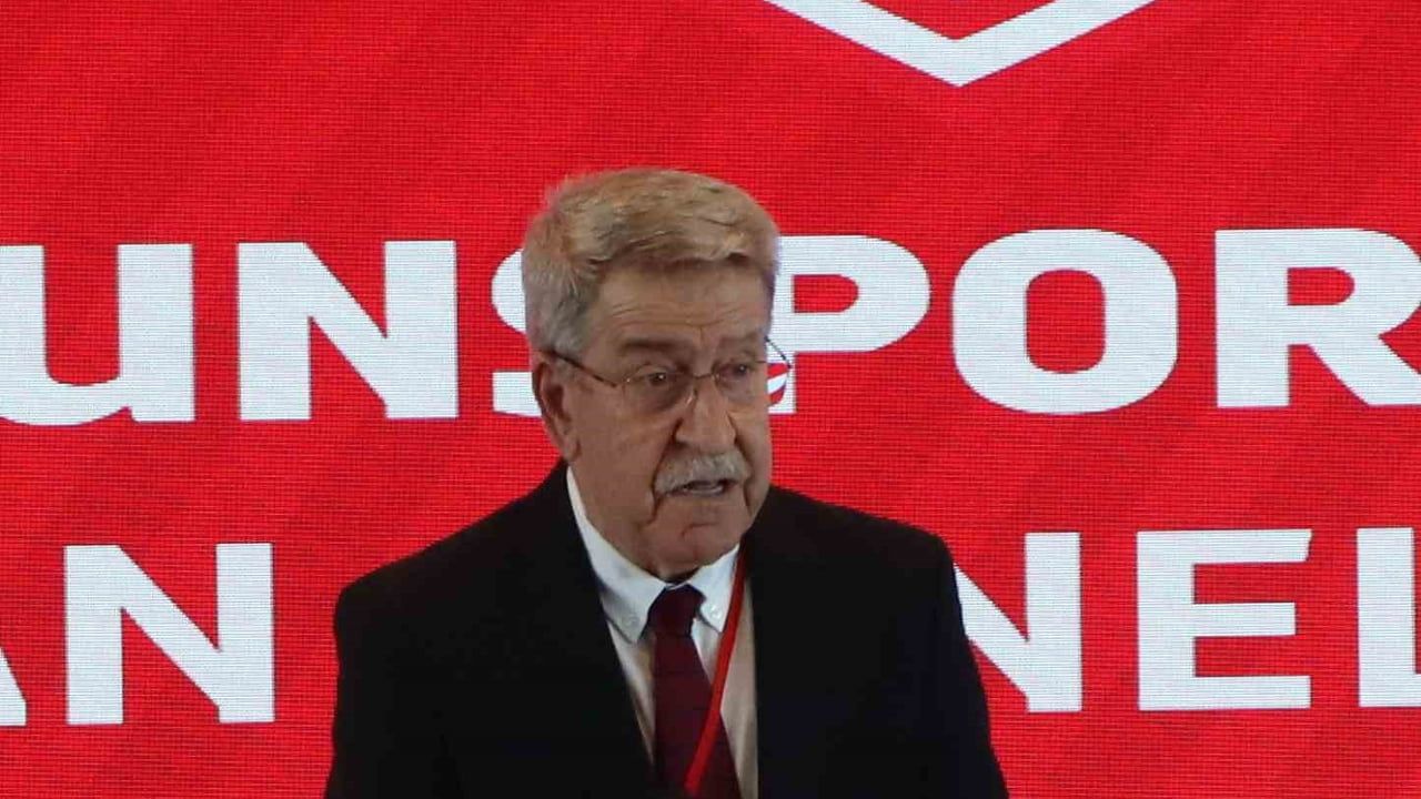 Samsunspor camiası yasa boğuldu: Refik Moral vefat etti