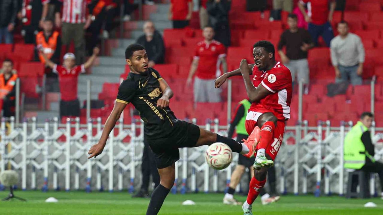 Samsunspor'un lig serüveninde yeni bir eksi: kulüp rekoru kırıldı
