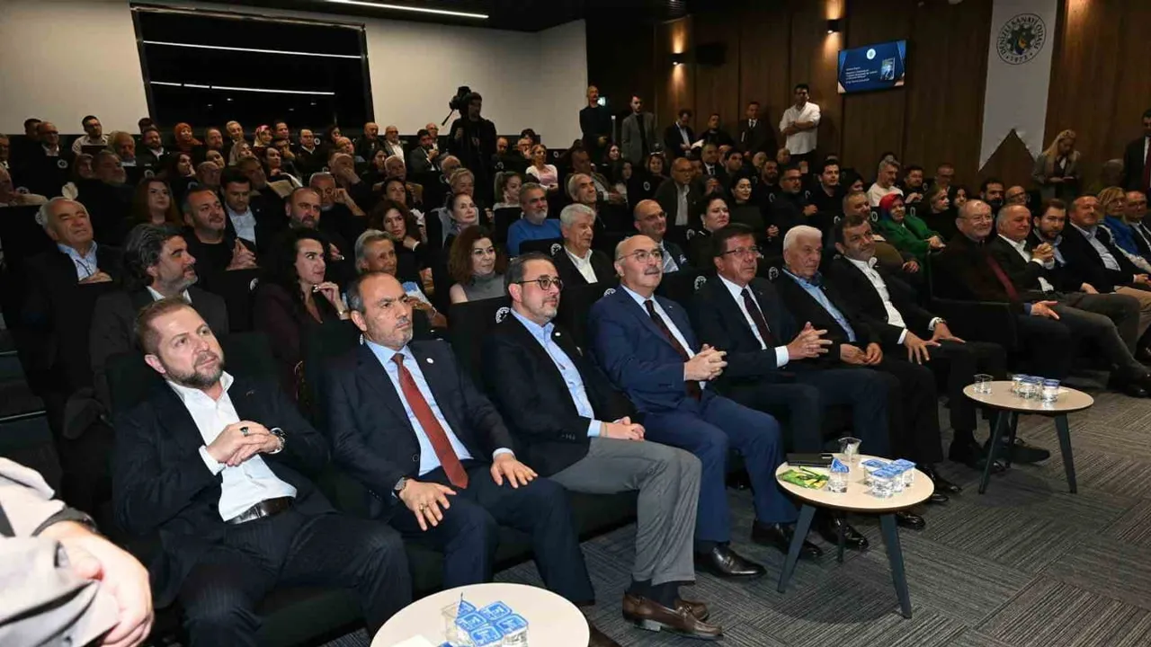 Sanayi hafızası kitapla kayıt altına alındı: Müjdat Keçeci'nin liderlik ve mücadele hikâyesi