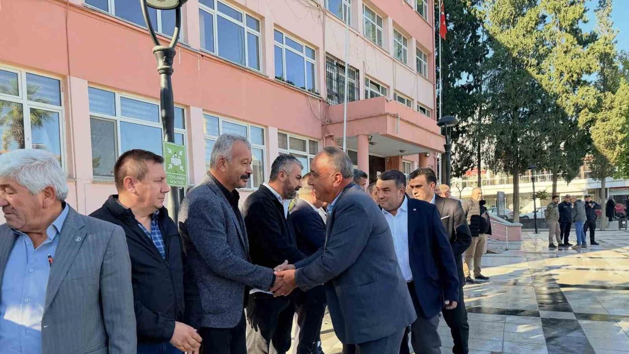 Sarıgöl'de muhtarlardan dayanışma mesajı