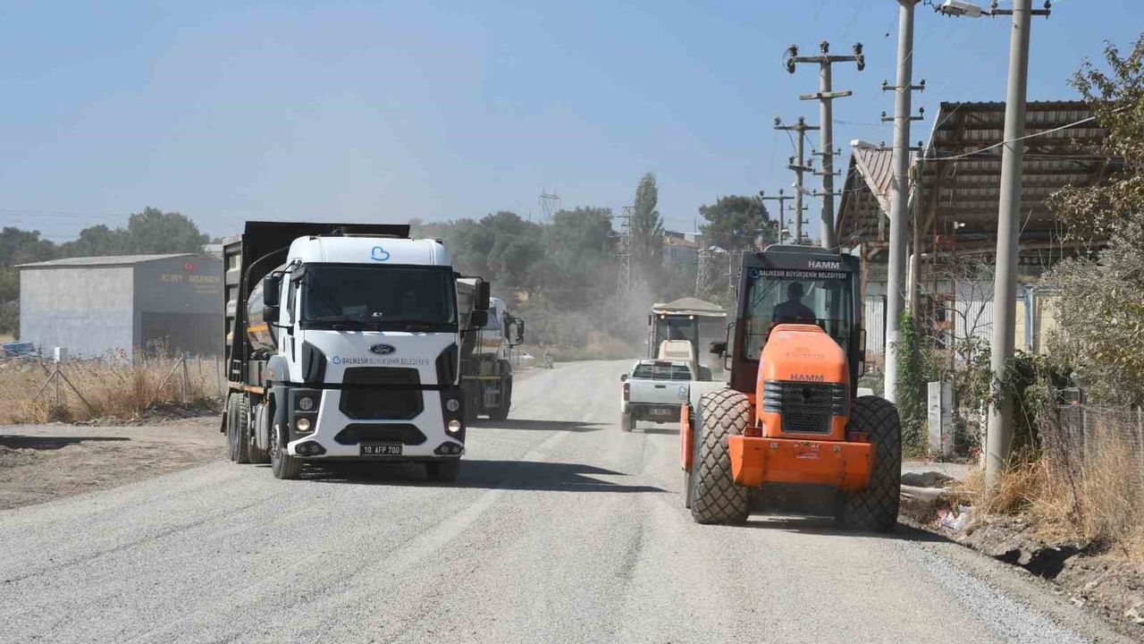 Savaştepe sanayi yolu yenilendi, esnaf rahata kavuştu