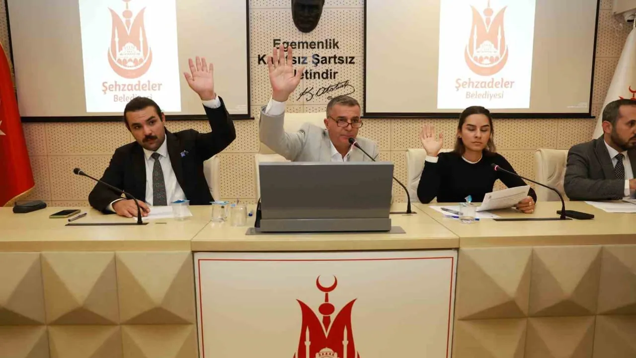 Şehzadeler'de ova yollarında hedefe doğru: yüzde 81 tamamlandı