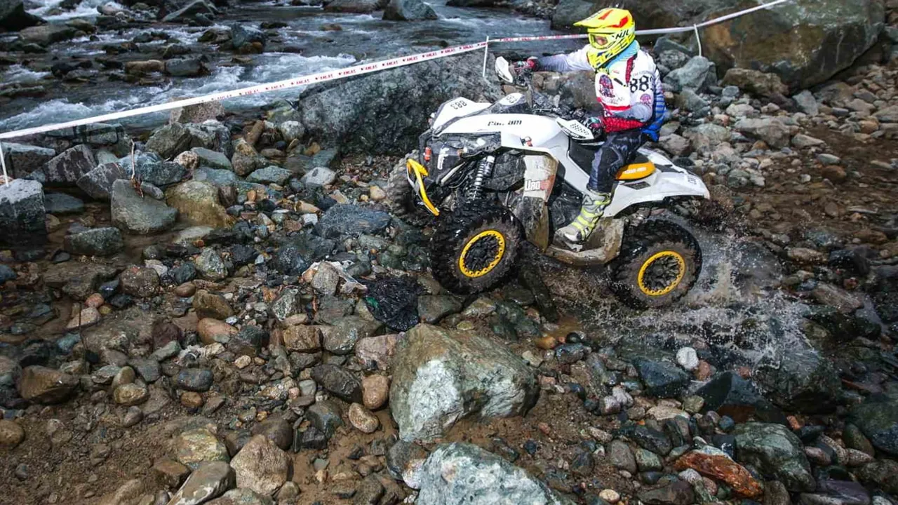 Senoz Vadisi'nde ikinci kez enduro ve ATV heyecanı