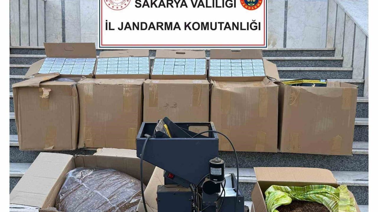 Serdivan'da kaçak tütün ağına operasyon