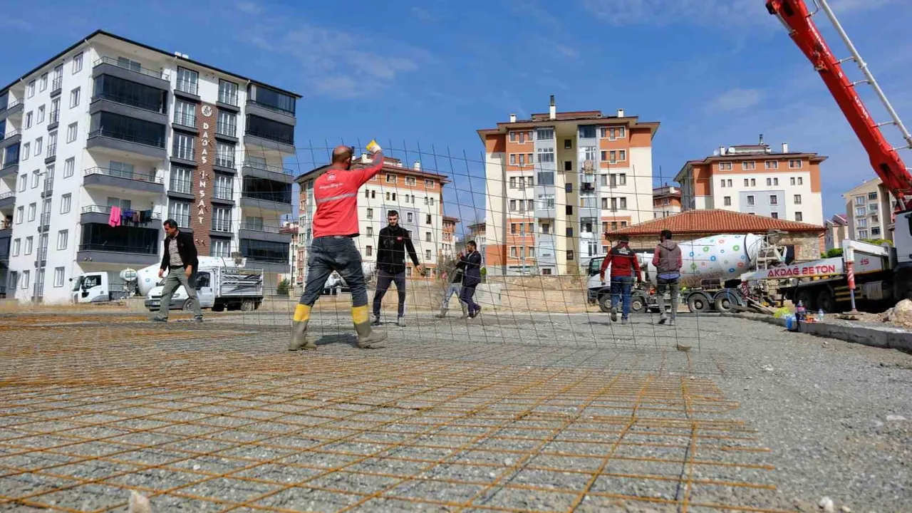 Seyrantepe'ye yeni yaşam: 100. yıl spor kompleksi hızla yükseliyor