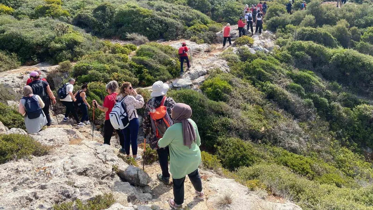 Sezonu deniz ve yeşille açtı: TURBELDAK Azmak-Sığacık rotasında buluştu