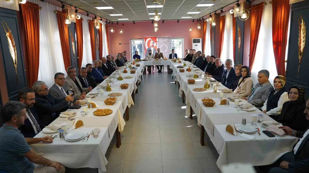 Siirt mutfak mirasına yeni adres: Sabat Siirt Mutfağı açıldı