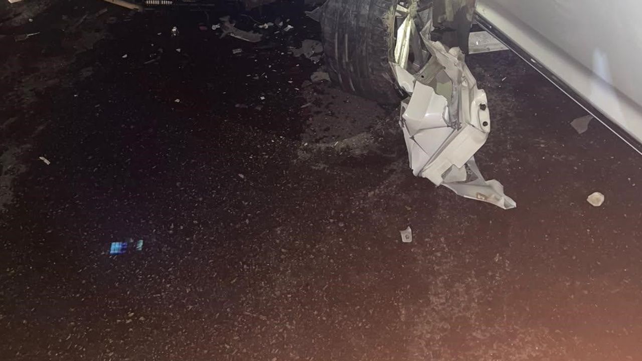 Siirt'te Baykan'da akşam çarpışması: 20 yaşındaki genç ağır yaralandı