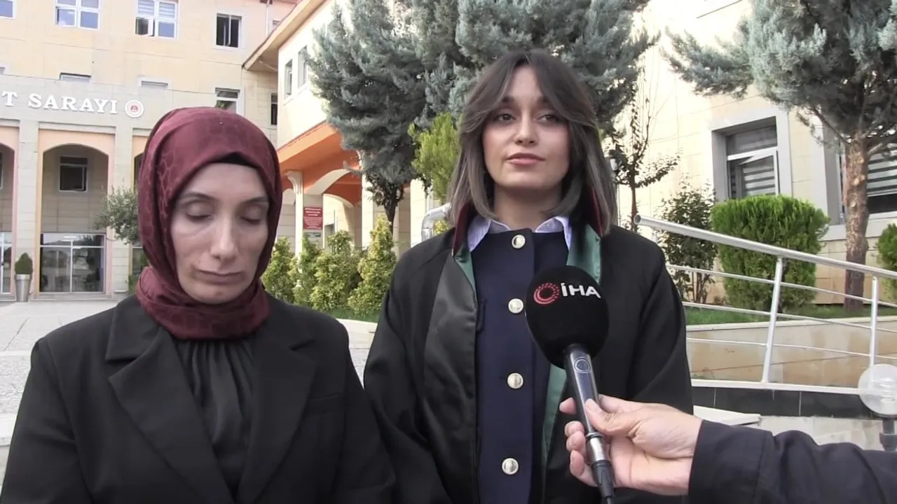 Siirt'te Mekiye Akyel davasında salon karıştı: sanık yakınları çıkarıldı