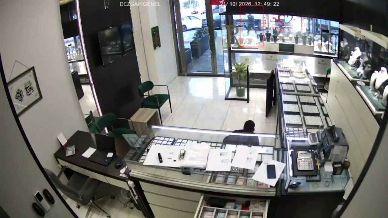 Silahlı saldırı Esenyurt'ta kuyumcuda çıkan tartışmayla sonuçlandı