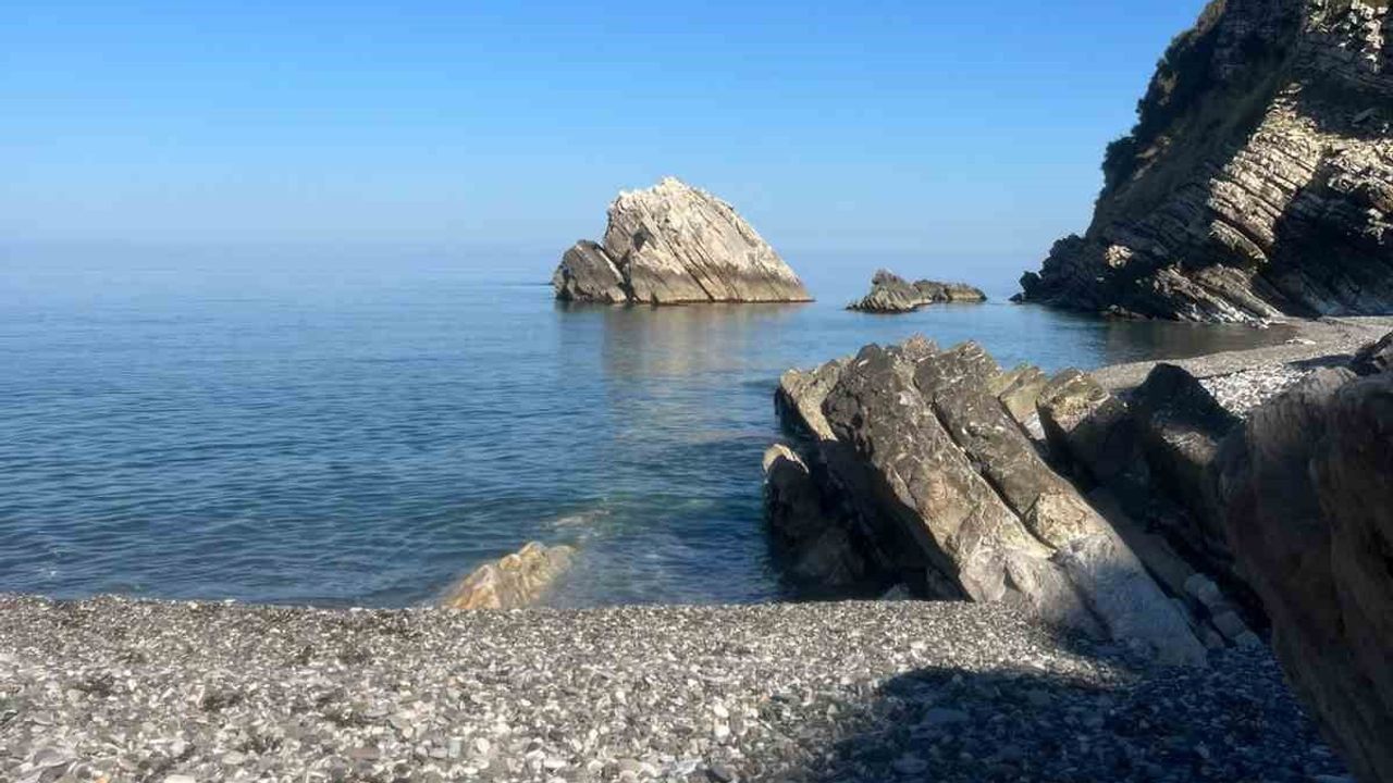 Sinop'ta ekim ayında sahillerde sonbahar bereketi