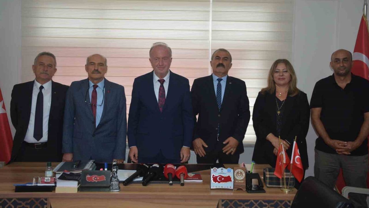 Sinop'un trafik yüküne çevre yolu, katlı otopark ve elektrikli ring önerildi