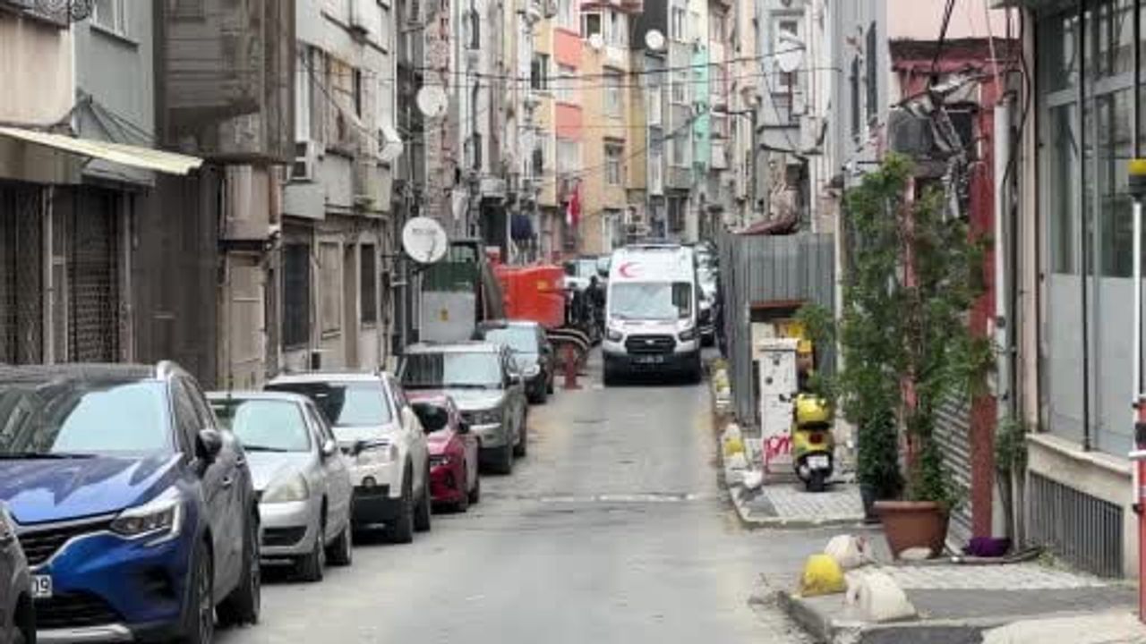 Şişli'de çatı geçişi sonrası ölen genç kadının ölümüyle ilgili iki şüpheli gözaltında