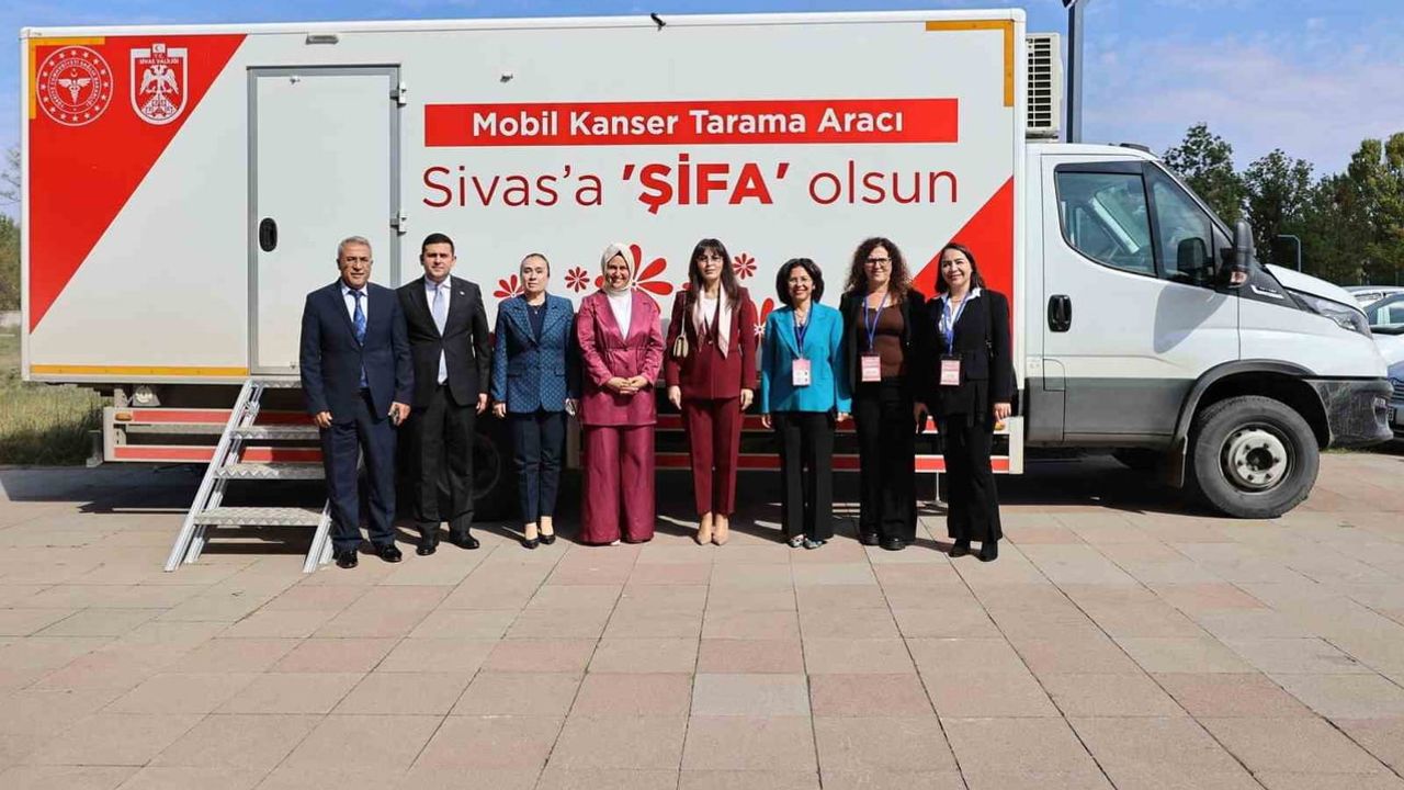 Sivas'ta kanserle mücadelede erken teşhis ve disiplinler arası iş birliği öne çıktı