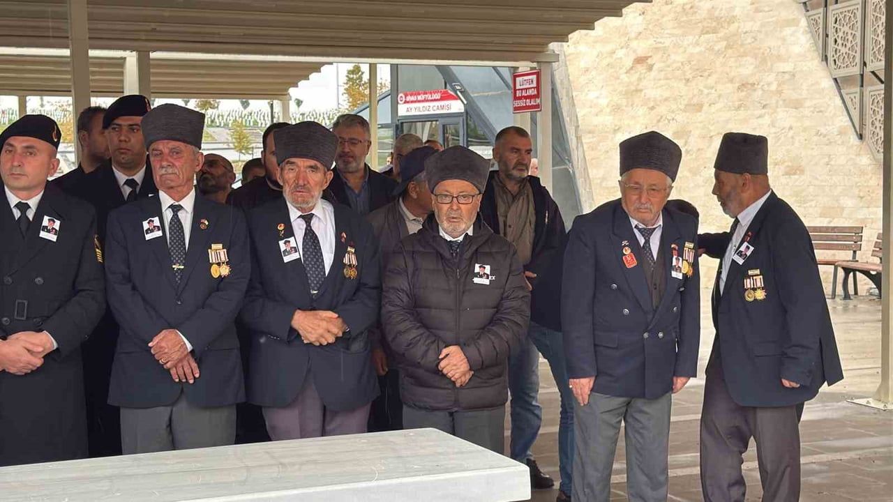 Sivas'ta son Kore gazisinin vedası: Kahraman Ağa Aytekin 94 yaşında vefat etti