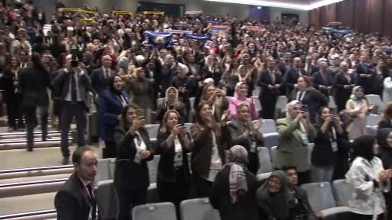 Siyasette istikrar vurgusu: Erdoğan toplantıda güven mesajı verdi