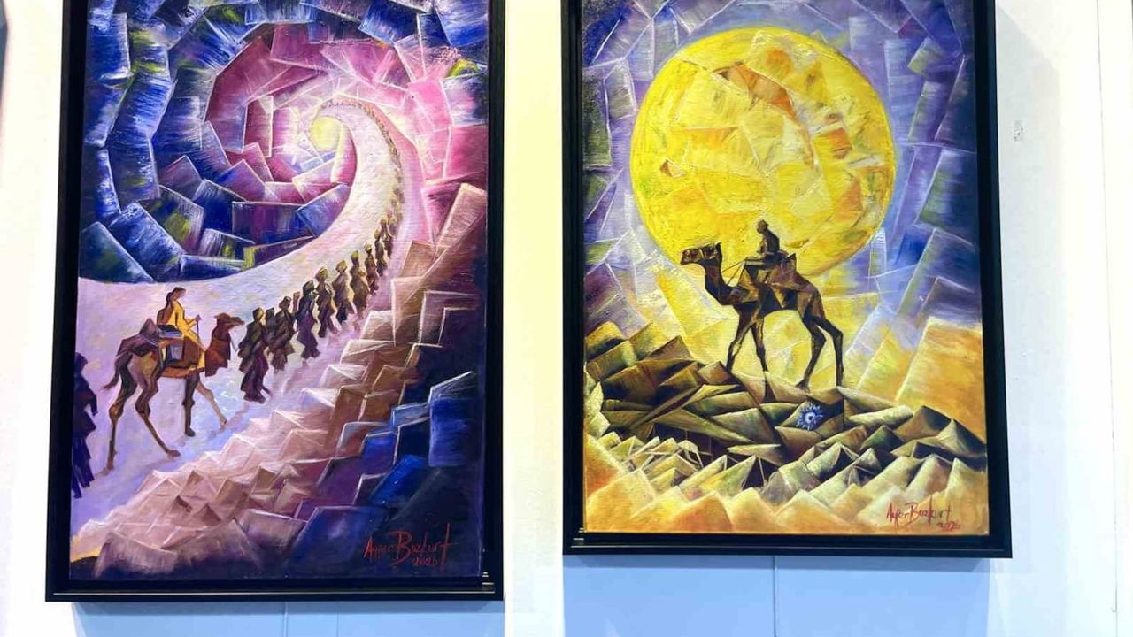 Soba kömüründen kubiklere: Ayfer Bozkurt'un şalvarlı sanat serüveni