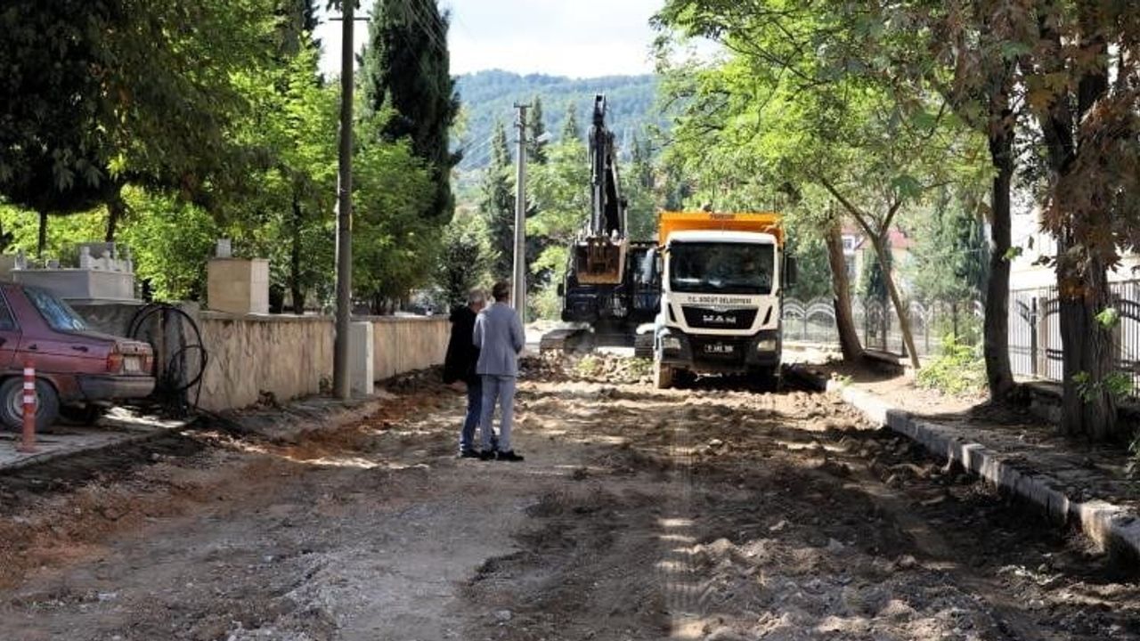 Söğüt’ün ara mahallelerinde 10 bin metrekarelik üstyapı dönüşümü