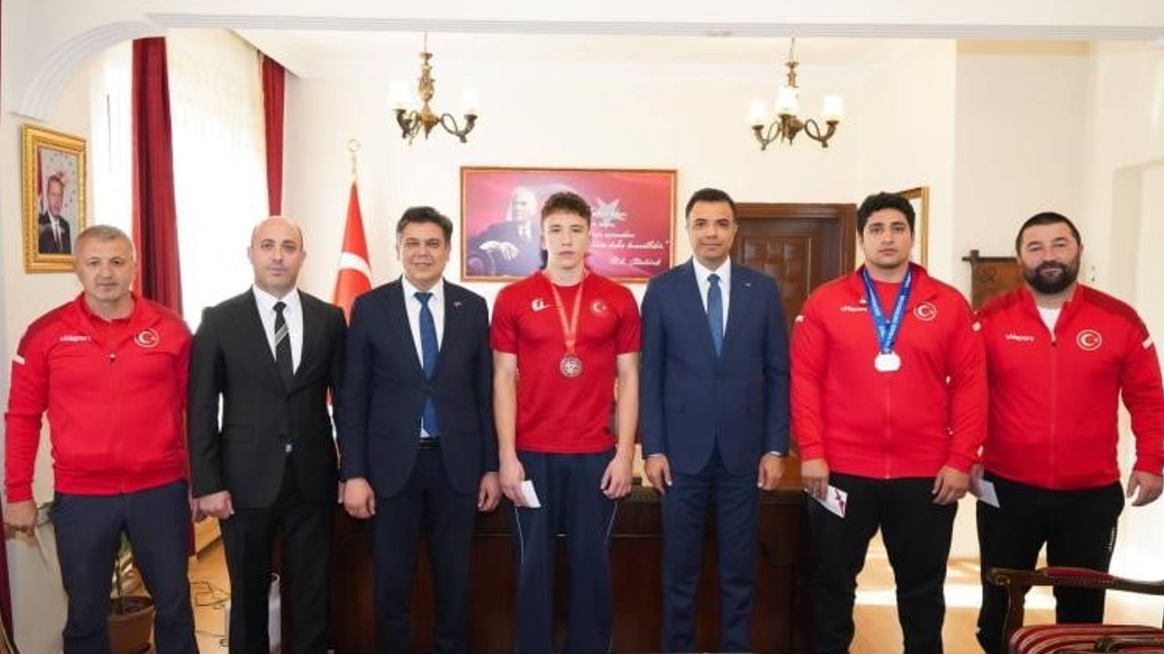 Söğüt'ün gururu: Mikail Avrupa şampiyonu, Furkan Türkiye ikincisi