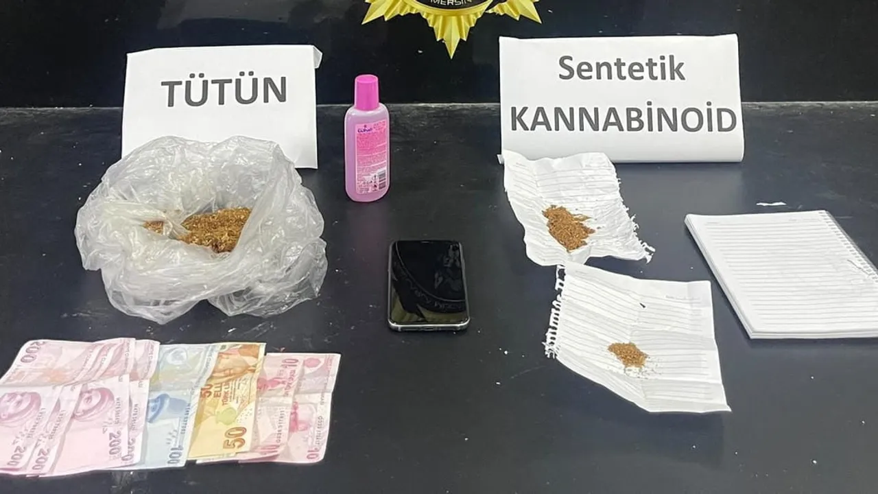 Sokak satıcılarına operasyon: Mersin'de üç kişi tutuklandı