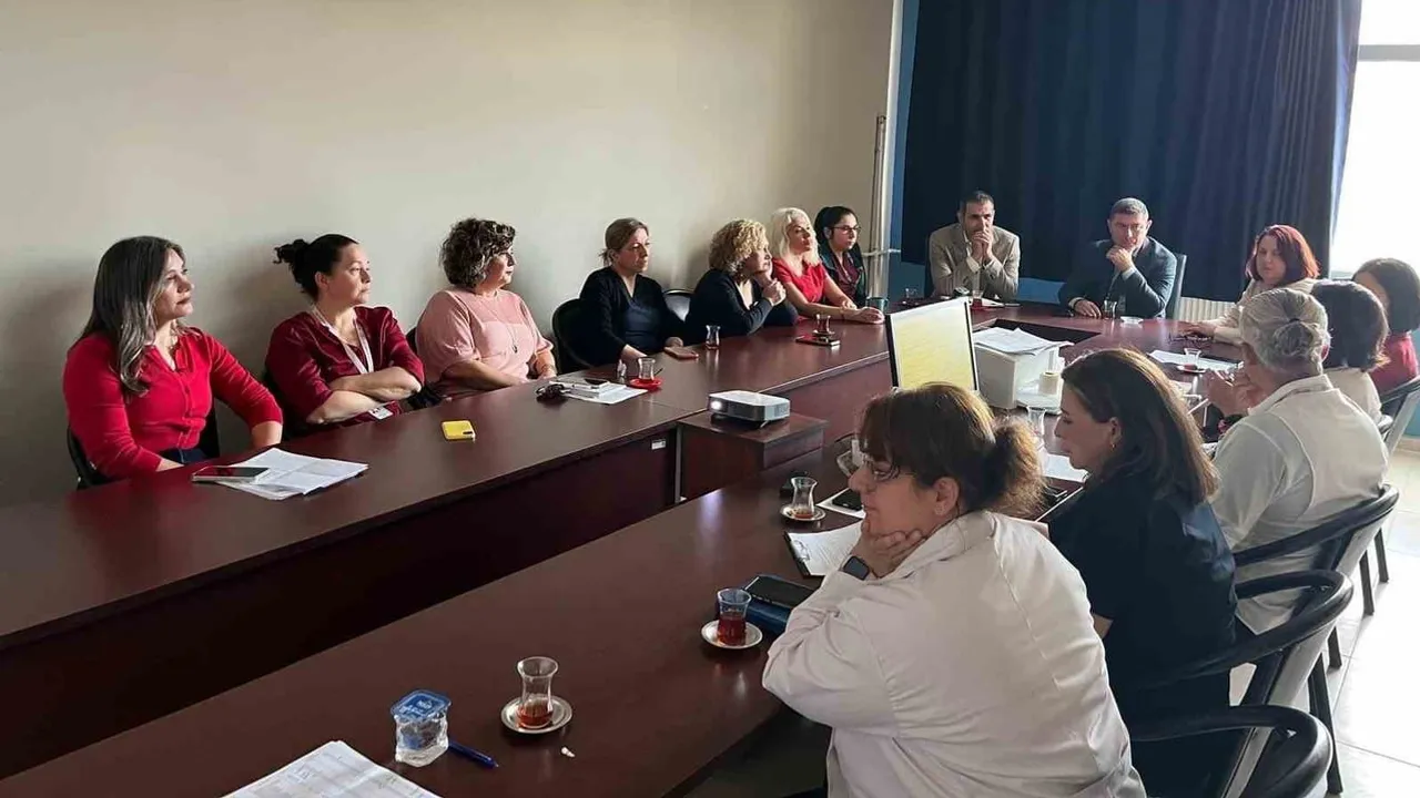 Söke'de hastane çalışanlarının sağlığı öncelikli gündem oldu