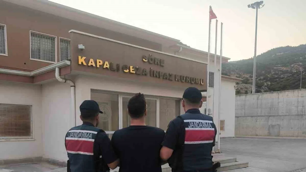 Söke'de jandarma 10 yıl kesinleşmiş hapis cezası olan hükümlüyü yakaladı