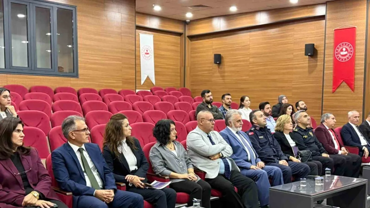 Soma'da kurumlar bağımlılıkla mücadelede ortak yol haritası çizdi