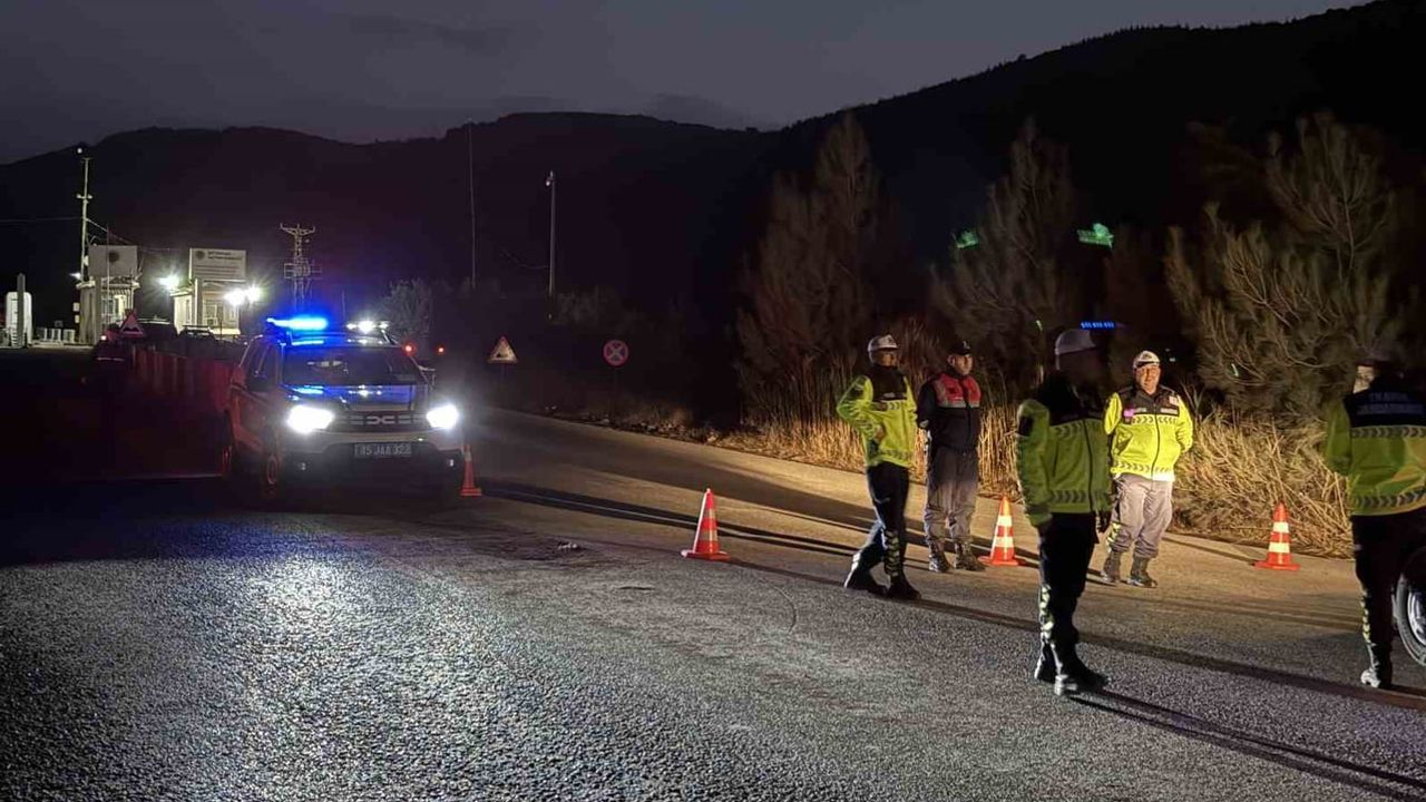 Soma'daki göçüğün acısı Çameli'ye indi