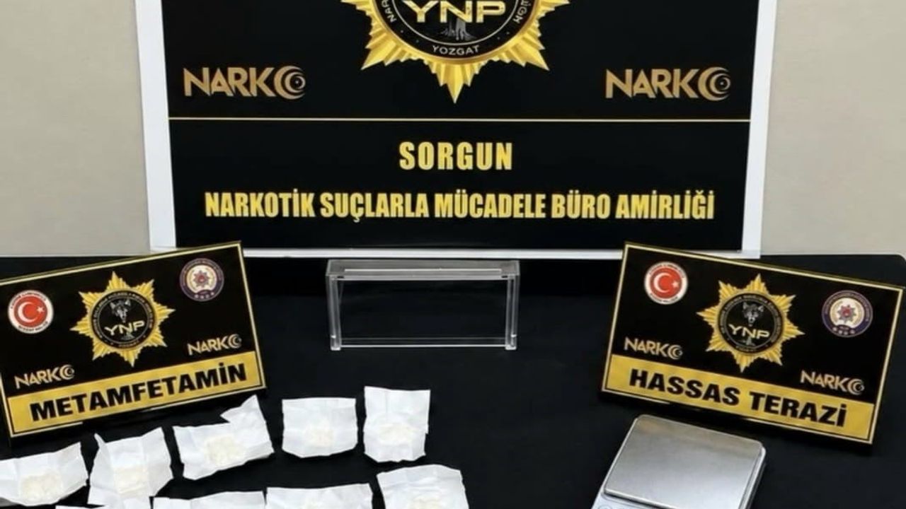 Sorgun'da iş yeri baskınında uyuşturucu ve nakit ele geçirildi