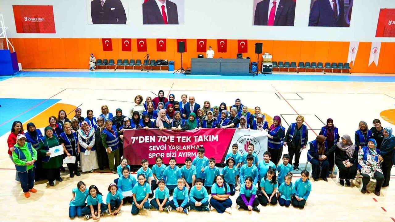 Sporla örülen kuşaklar arası köprü: Ümraniye'de yaşlılar günü buluşması