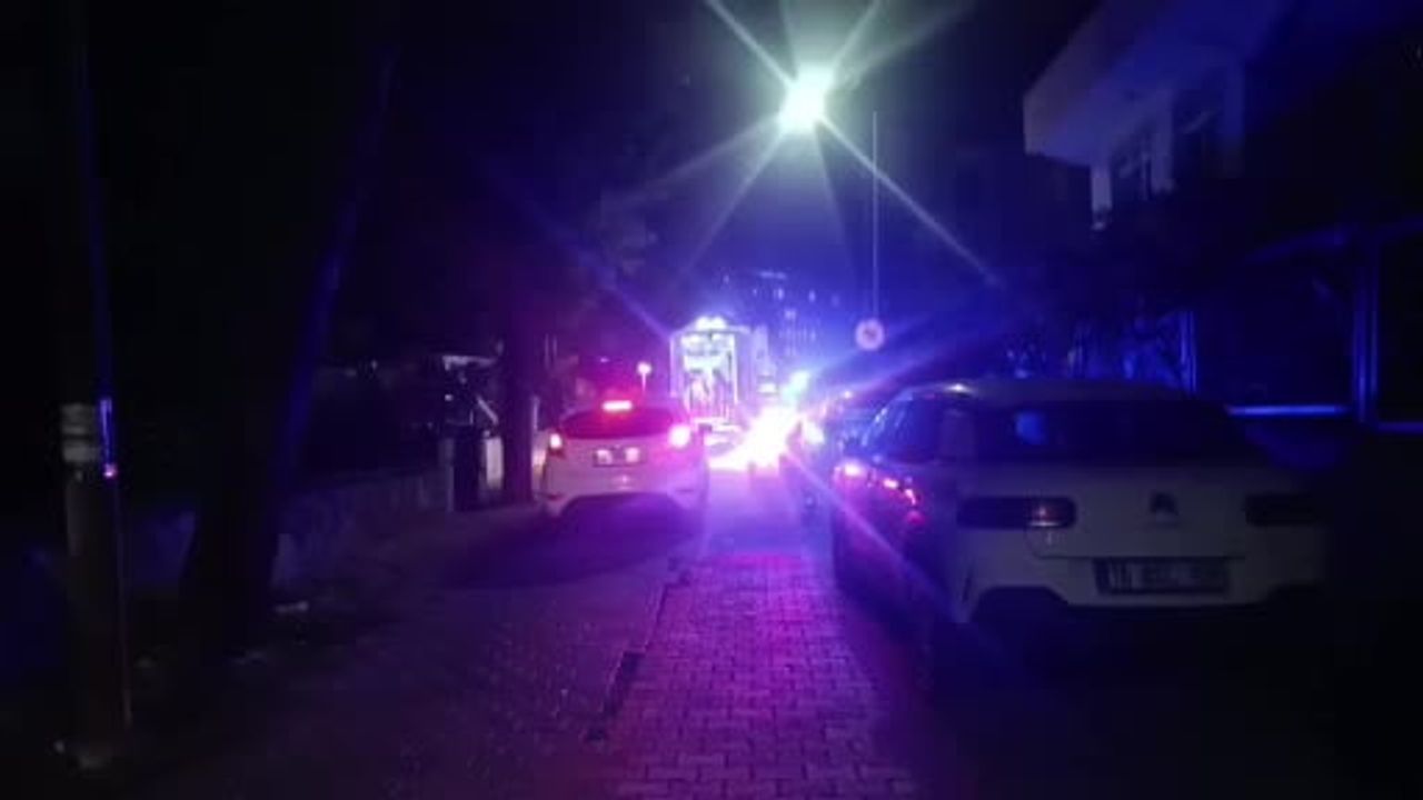 Süleymanpaşa'da kontrolsüz kavşakta çarpışma: motosiklet sürücüsü yaralandı