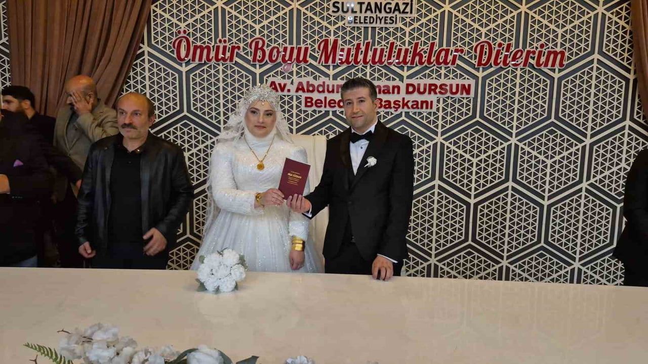 Sultangazi başkanı nikah töreninde sevgi, saygı ve sadakati vurguladı