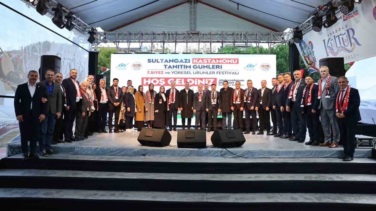 Sultangazi'de Kastamonu lezzetleri ve siyez bulguru şöleni