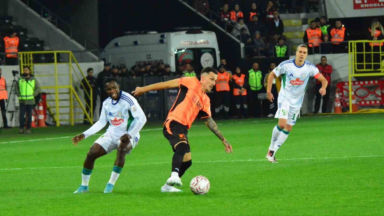 Süper ligde erken eşitlik: Çorum FK 0-0 Çaykur Rizespor
