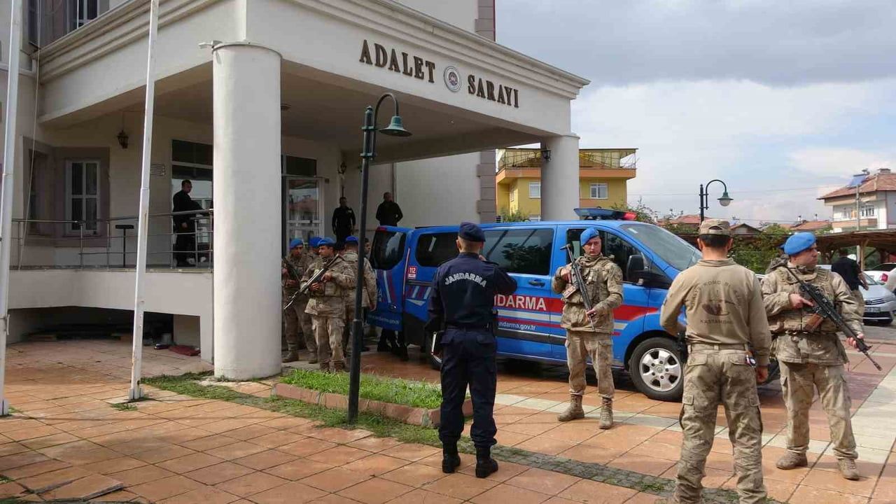 Tarlada başlayan husumet Taşköprü'de adliyeye taşındı: dört kişi hayatını kaybetti