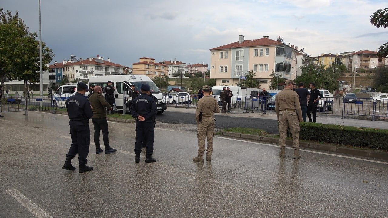 Taşköprü'de tarlada çıkan kavgada dört kişi öldü, baba ve oğlu tutuklandı