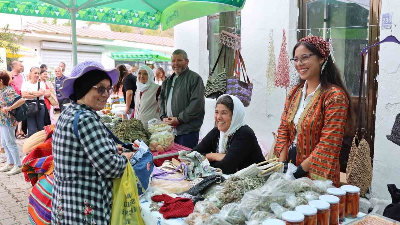 Taşlıca'da köy lezzetleri ve kültürel miras festivale taşındı