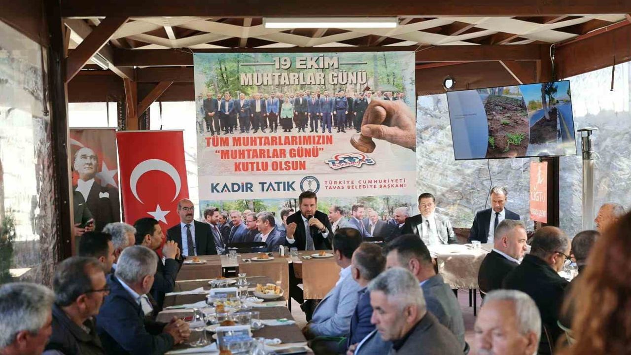 Tavas'ta muhtarlarla dayanışma ve hizmet taahhüdü