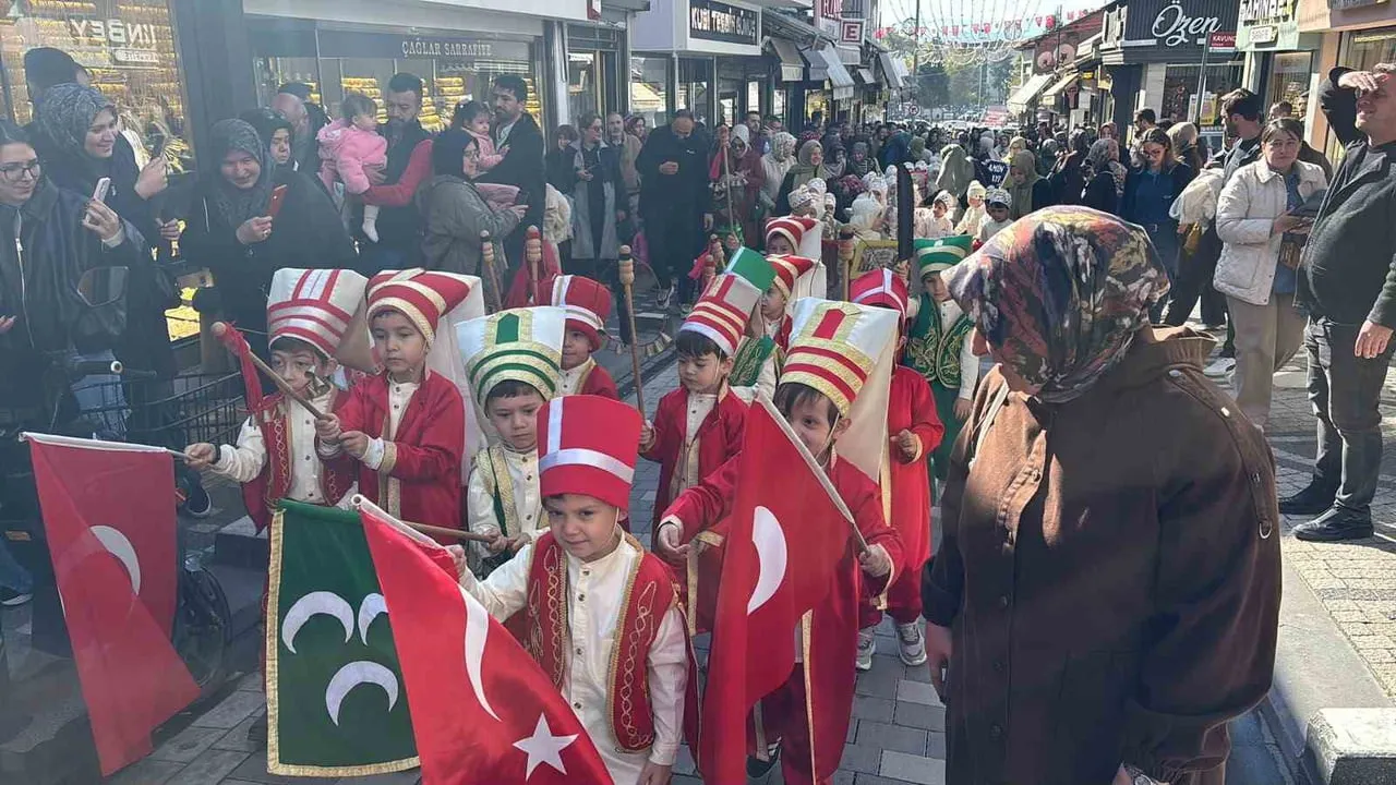 Tavşanlı'da Bed’i Besmele geleneği minik öğrencilerle yeniden yaşandı