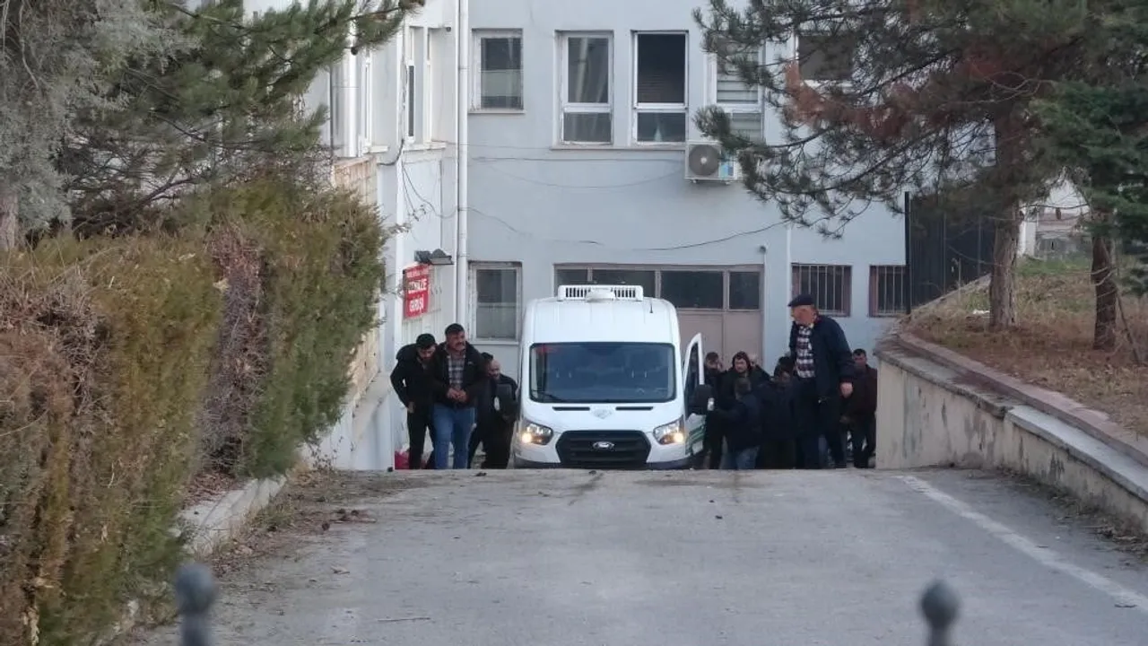 Tek bıçak darbesinin yankıları mahkemede: malatya duruşması 2 kasım'a ertelendi