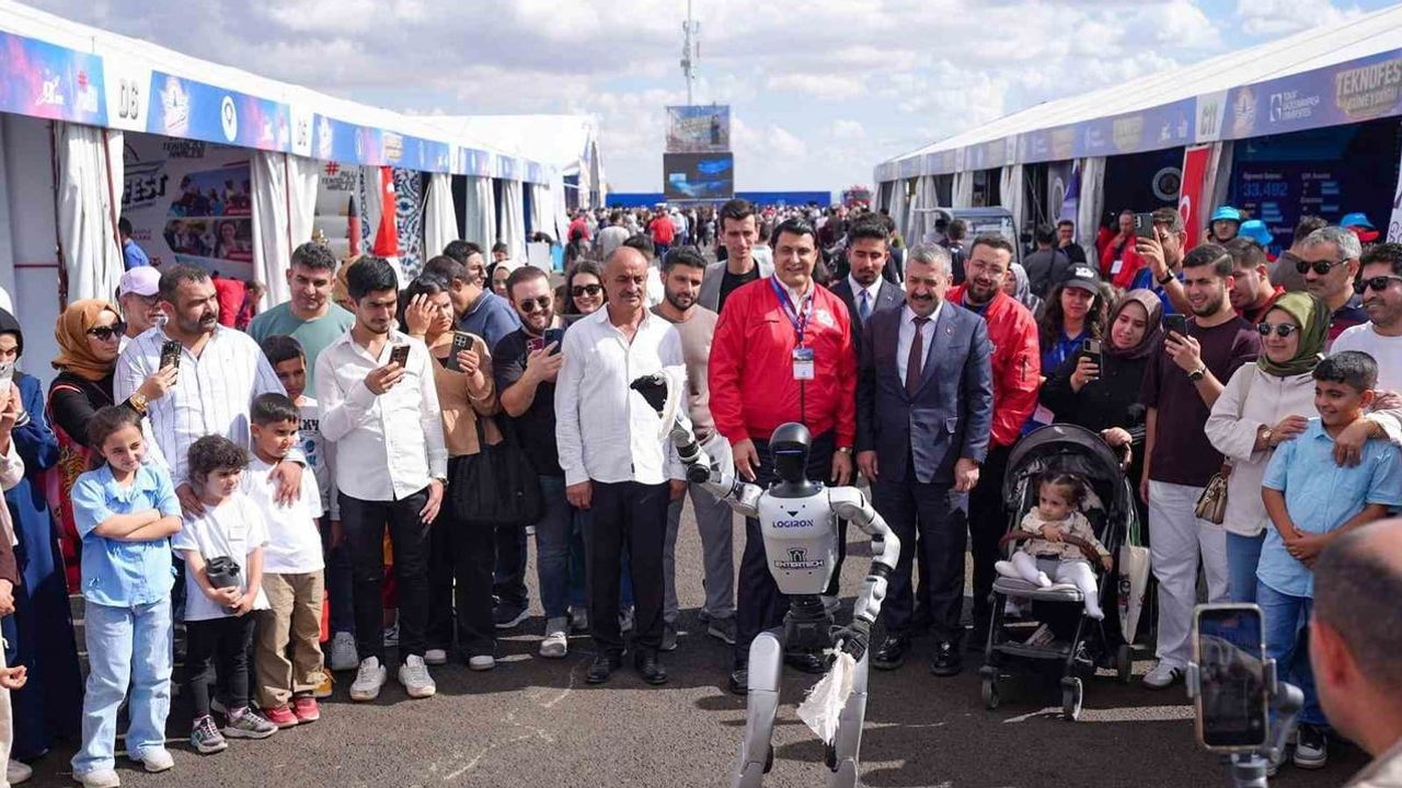 Teknofest Güneydoğu’da gençlerin projelerine yerinde destek