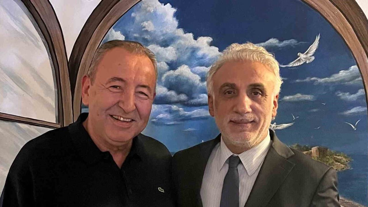 Telifte uzlaşı: yayıncılar ve tüccarlar Kuşadası'nda bir araya geldi