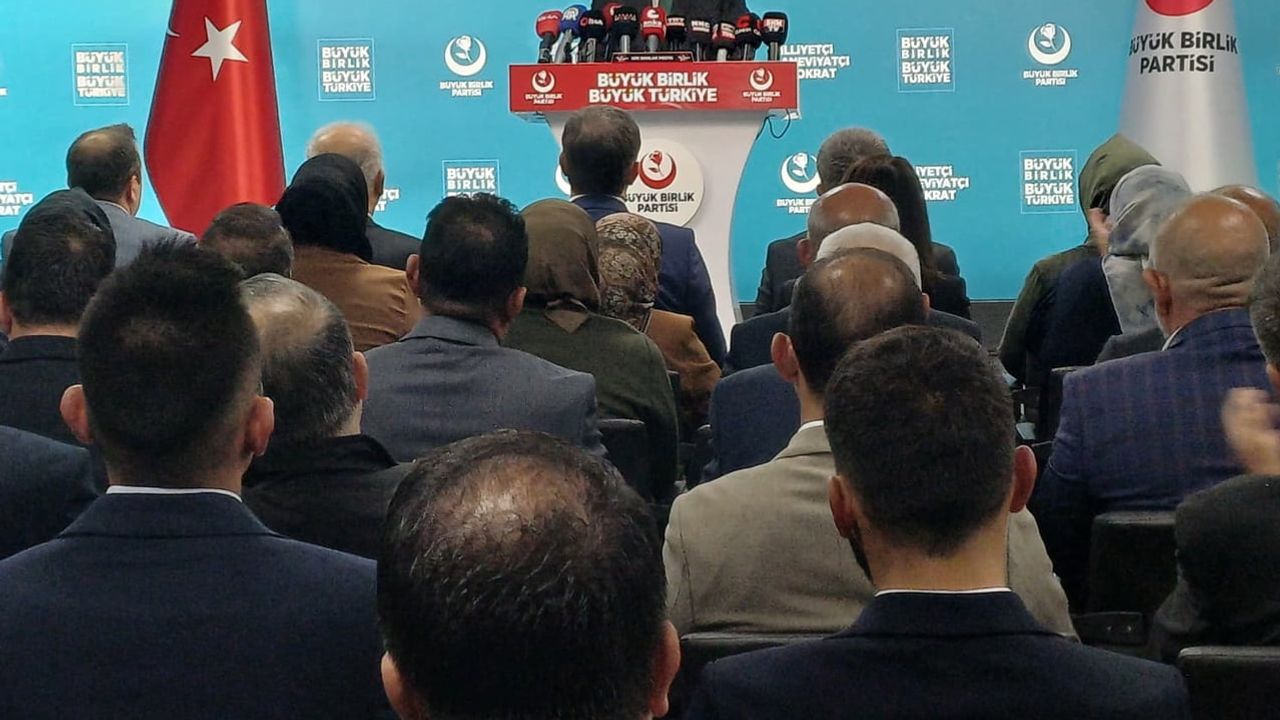 Terörle mücadelede şartsız fesih talebi