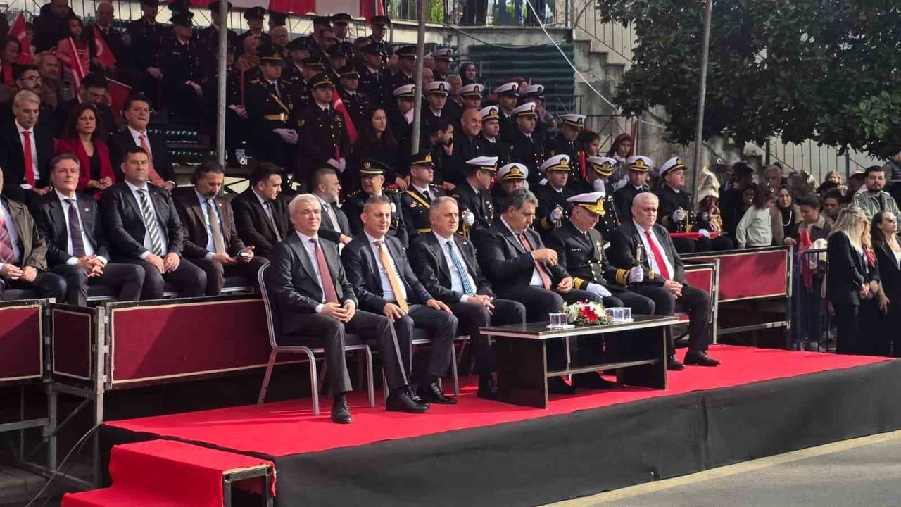 Törenle kutlandı: Kdz. Ereğli'de Cumhuriyet'in 103. yılı coşkusu