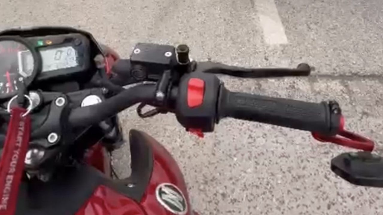 Trafikte 'emekli polis' iddiasıyla ceza tehdidi kask kamerasına yansıdı