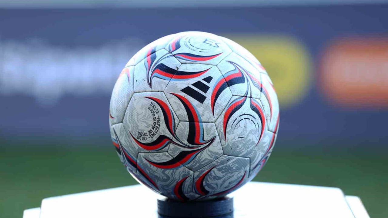 Trendyol Süper Lig'de 9. hafta: derbi Galatasaray ile Fenerbahçe'yi sahaya çıkarıyor