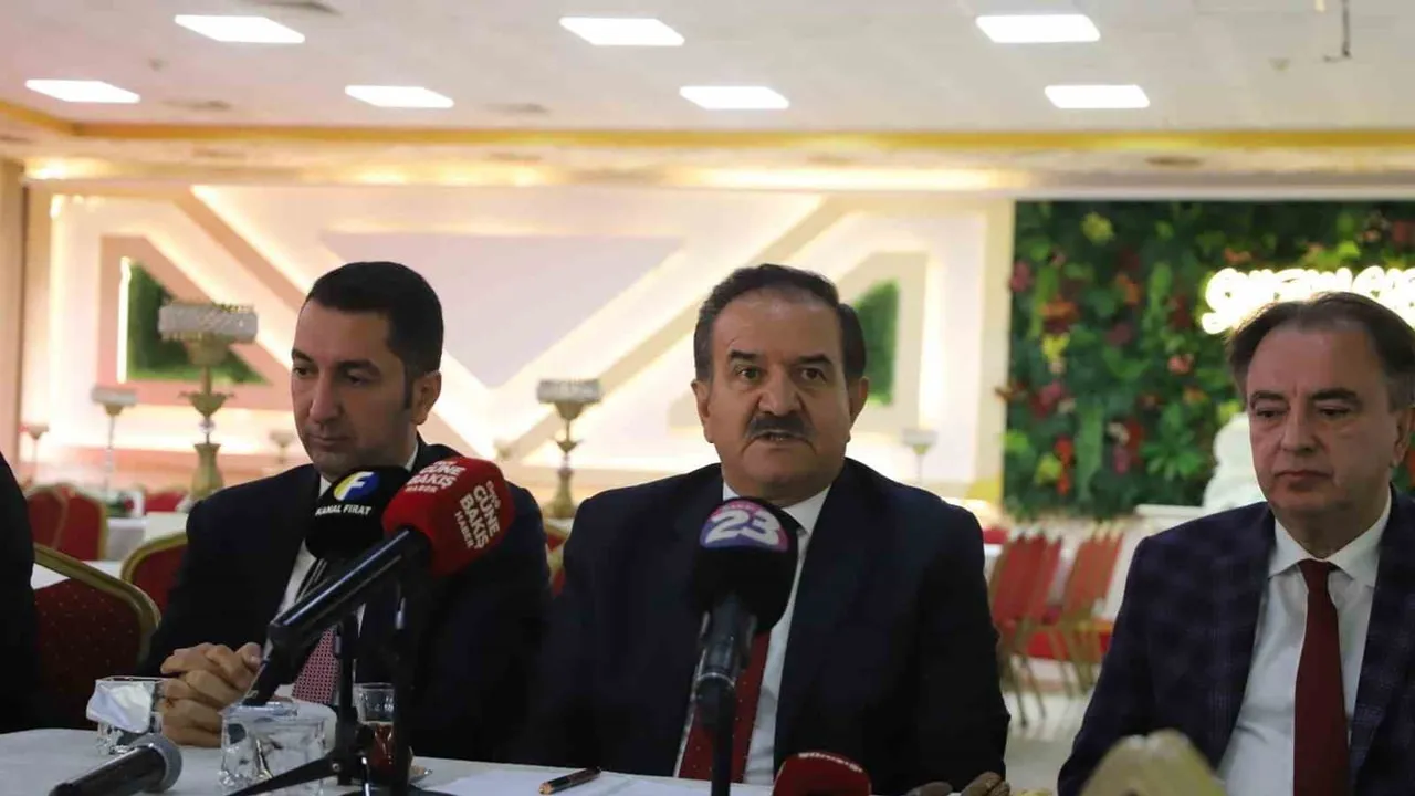 Tsyd temsilcisi Kemal Çağlayan Elazığ'da spor basınıyla buluştu