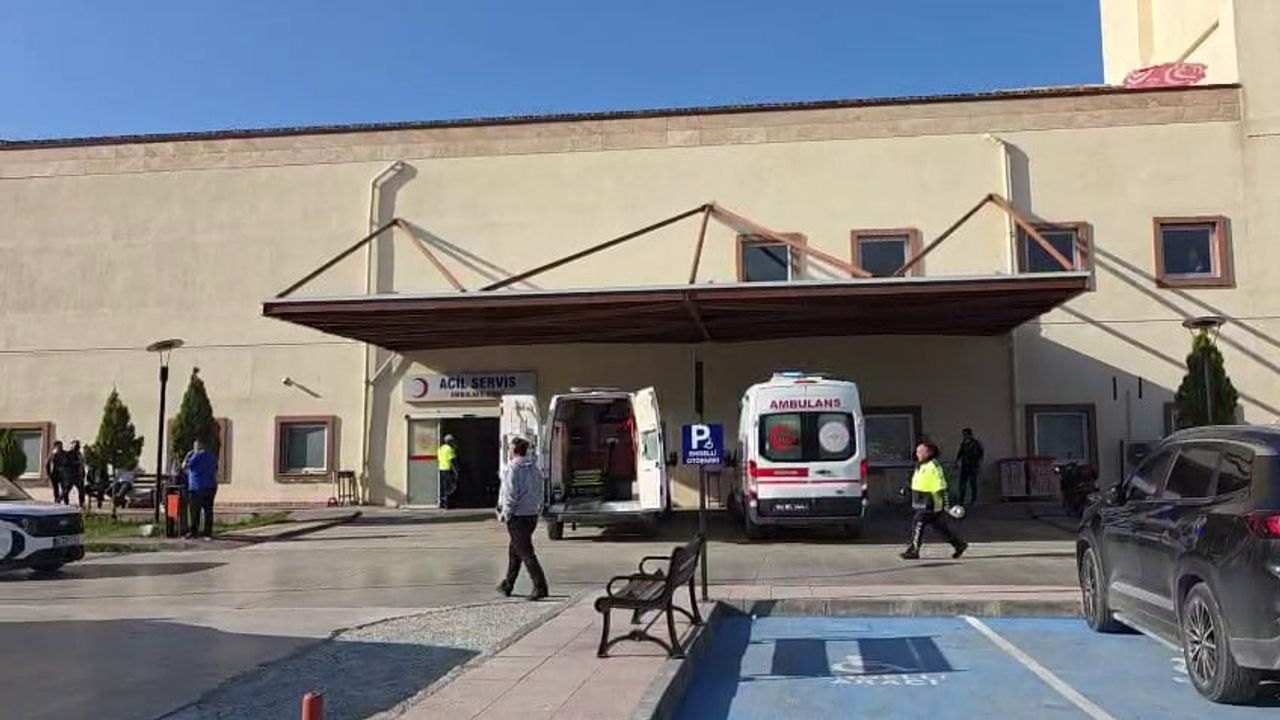 Turhal'da kireç ocağı gaz sızıntısı: 1'i ağır 26 işçi etkilendi