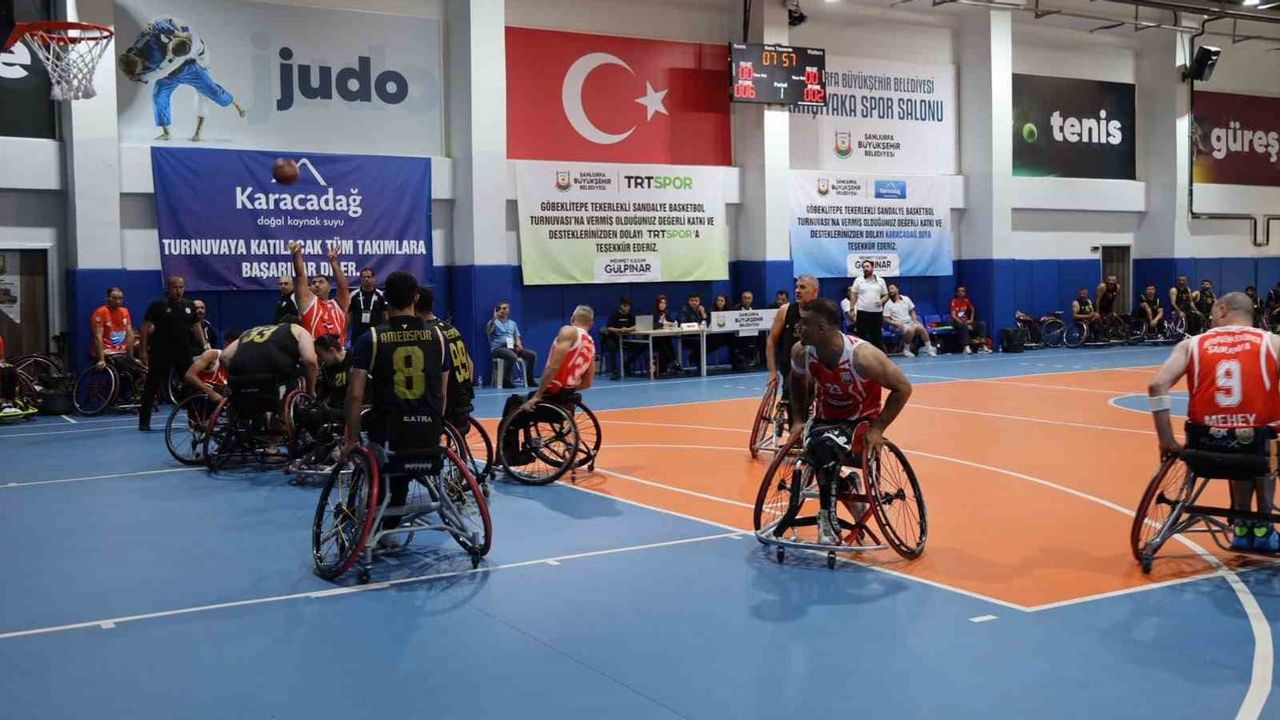 Turnuva finaline doğru: Göbeklitepe tekerlekli sandalye basketbol heyecanı sürüyor