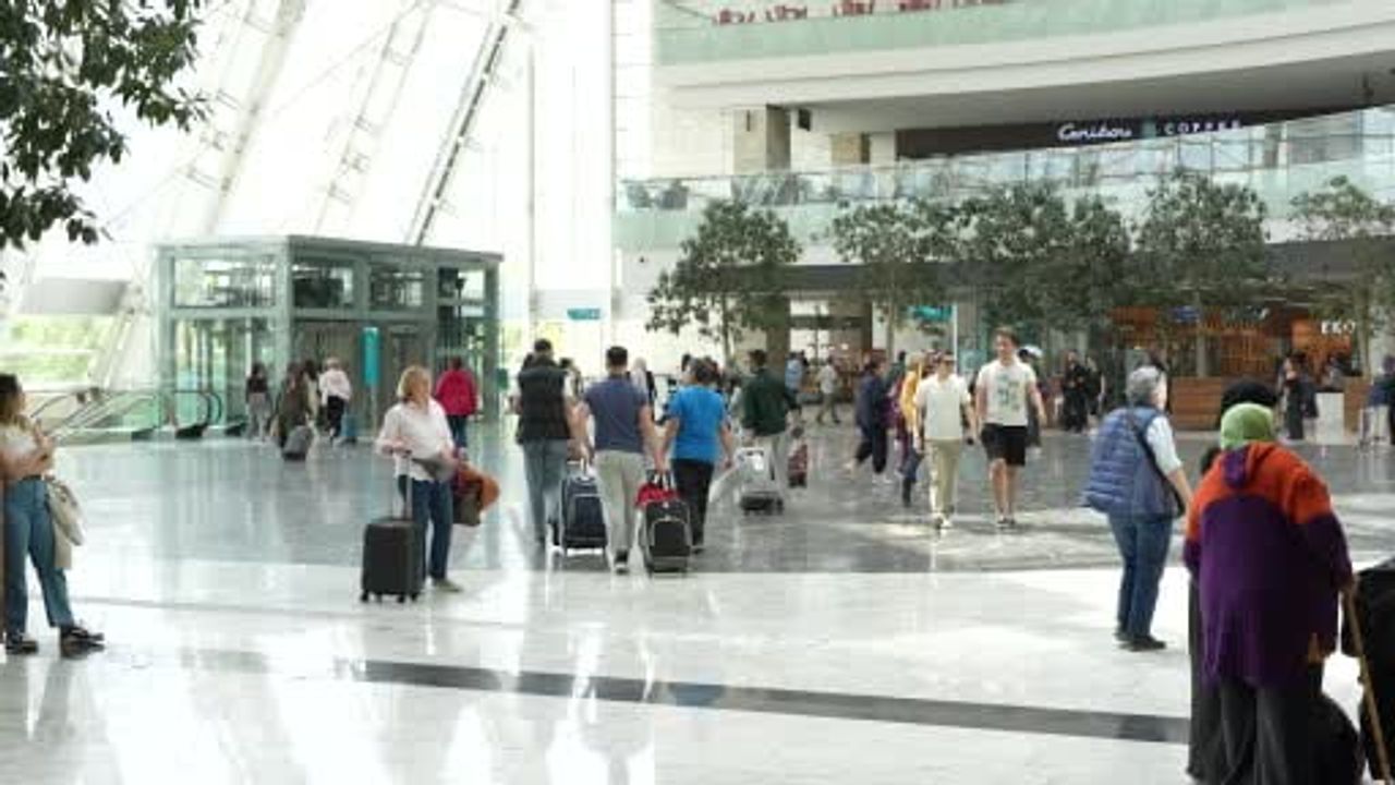 Ücretsiz tren biletlerinde kimlikle dijital doğrulama dönemi başlıyor